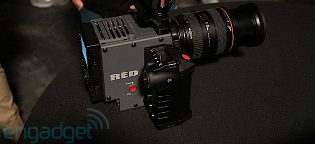 Ted Shows Functioning Scarlet to Engadget at CES